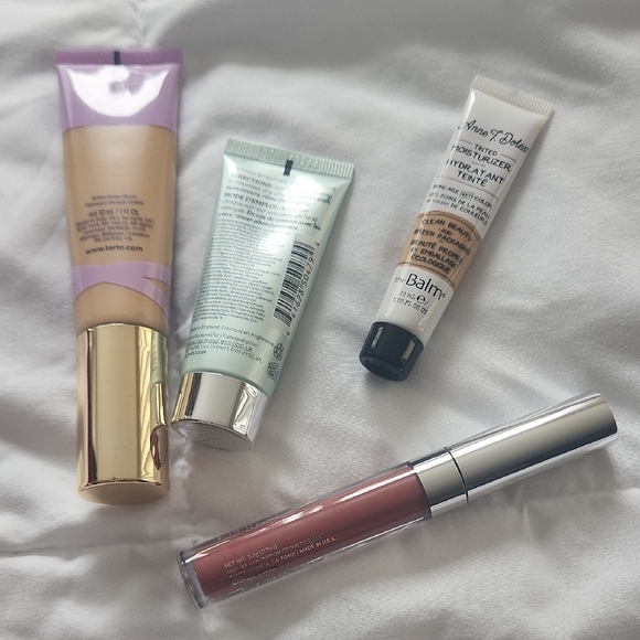 Tarte Cream Foundation for Flawless Coverage - Picture 2 of 5